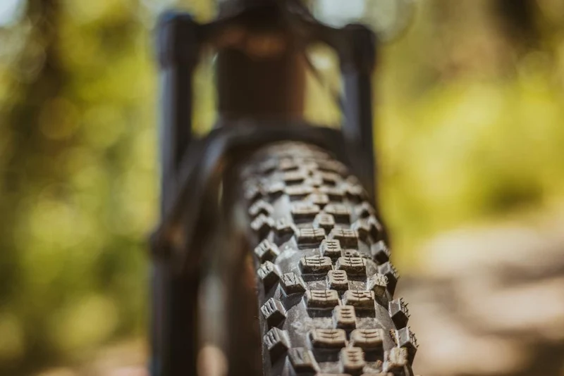Schwalbe Reifen SMART SAM 26x2.10 ETRTO 54-559 ADDIX RaceGuard Performance Line Tube HS476