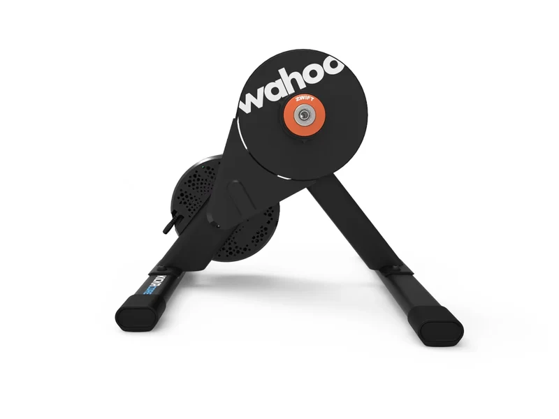 Wahoo KICKR CORE 2 mit Zwift Cog & CLick