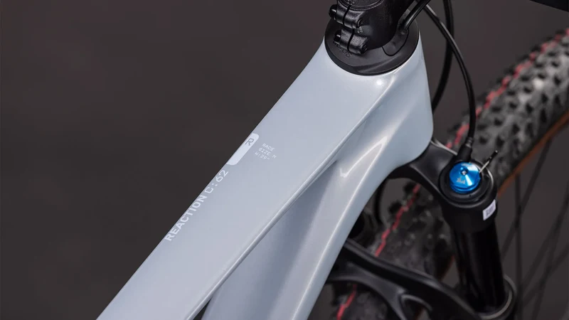 Cube Reaction C:62 Race foggrey´n´white 2026