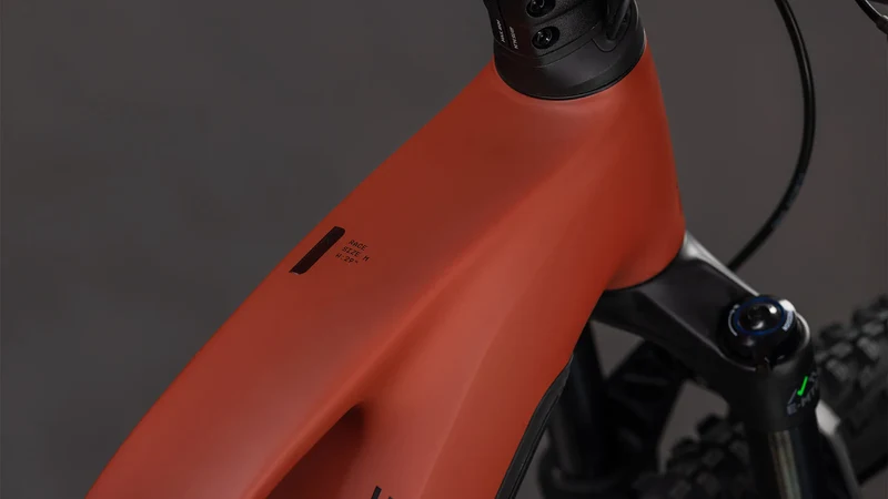 Cube Reaction Hybrid Race 800 amber´n´black Trapeze 2026