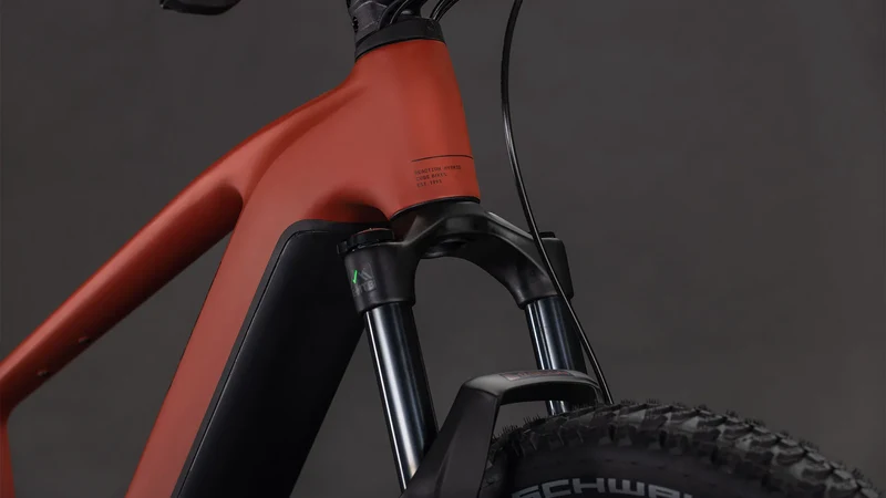 Cube Reaction Hybrid Race 800 amber´n´black 2026