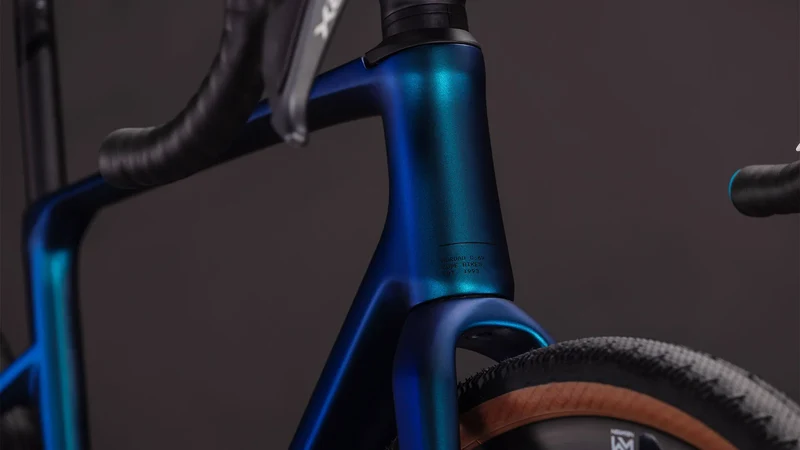 Cube Nuroad C:62 Race nebula´n´blue 2026