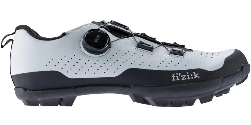 fizi:k MTB-Schuh Atlas Größe 39 mit BOA L6 Verschluss, X5 Nylon Außensohle & Microtex Laser Perforiert - All-Terrain Schuh, Volumen-Control