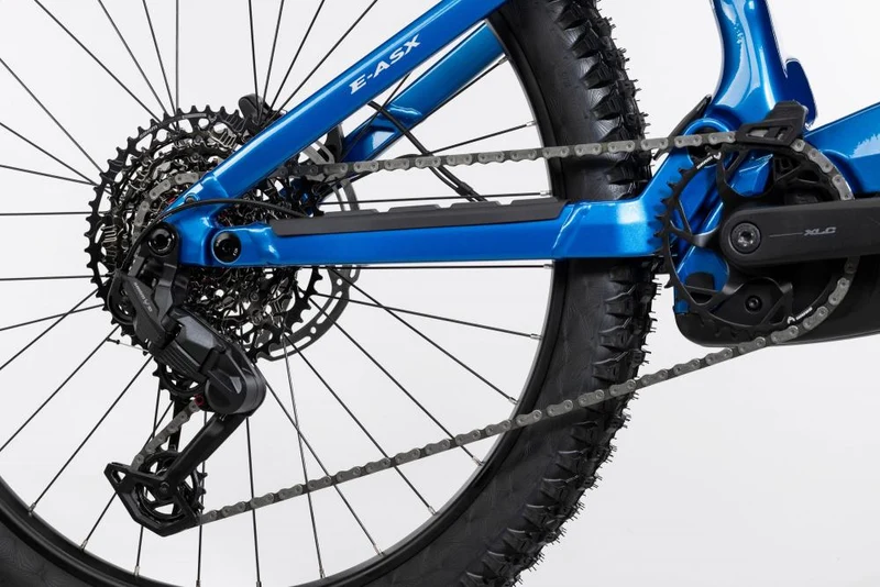 GHOST E-ASX Universal E-MTB 800 Wh Größe L - Candy Blue/Coffee Arctic Dust