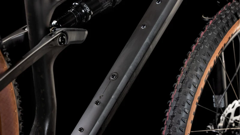 Cube AMS ZERO99 C:68X Race 29 blackline 2026