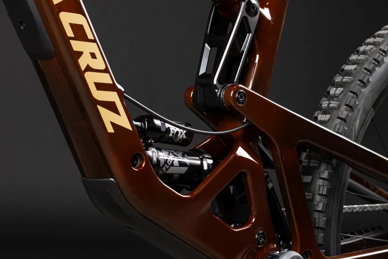Santa Cruz Bronson 5 C R MX Trans Root Beer